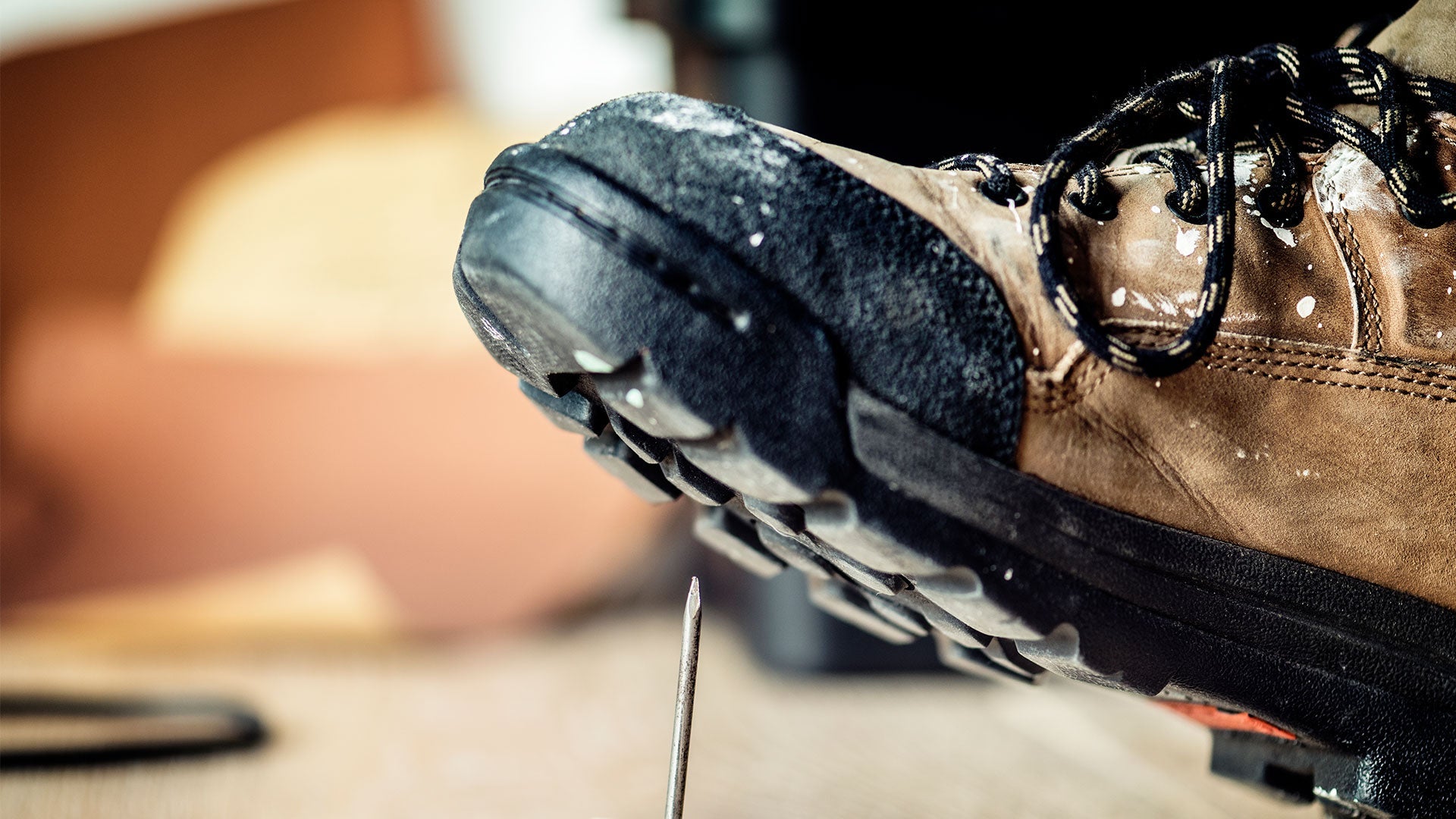 When You Should Wear Safety Boots: A Guide to Protecting Your Feet