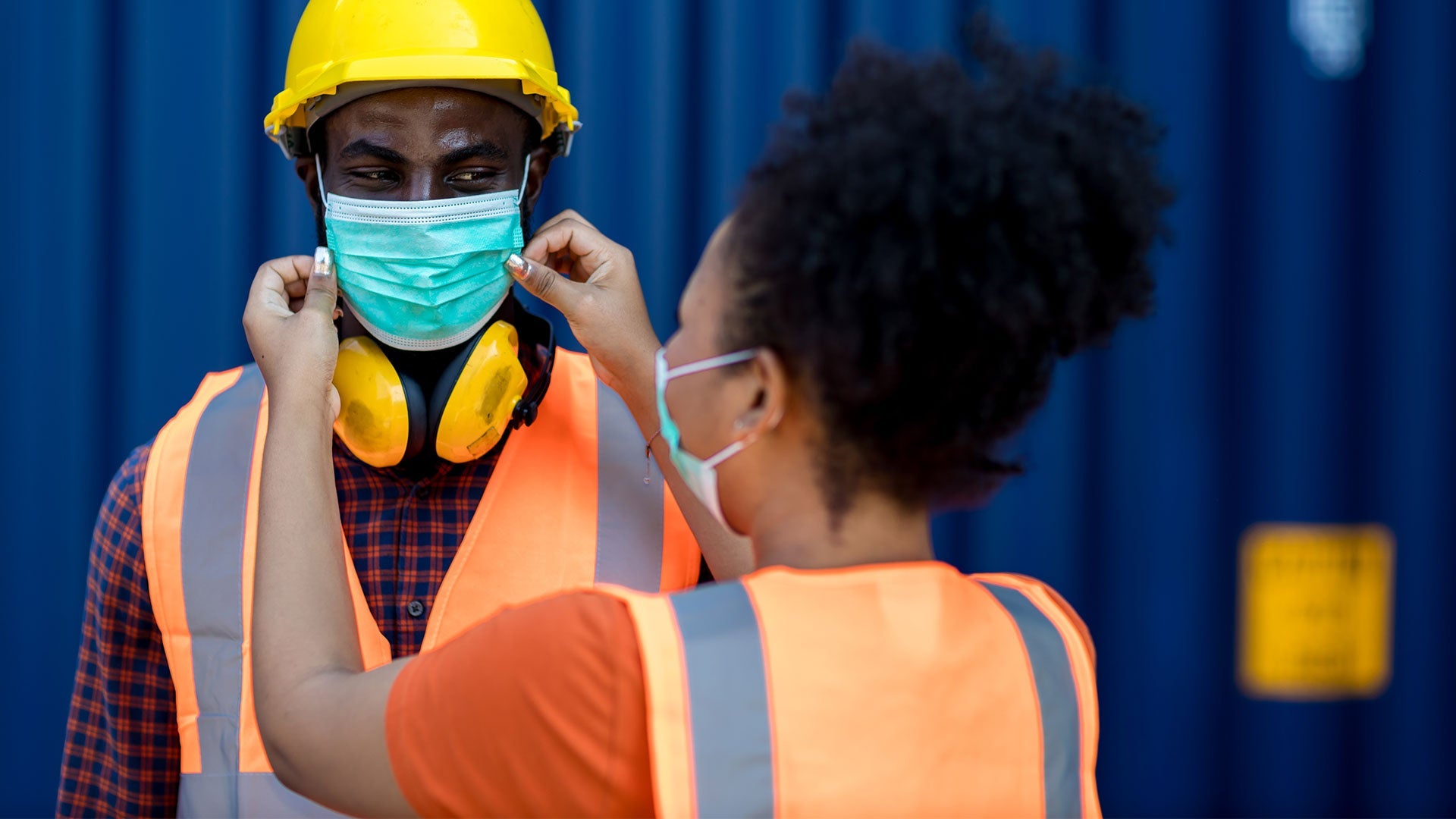 Workwear vs PPE: What’s the Difference and Why It Matters