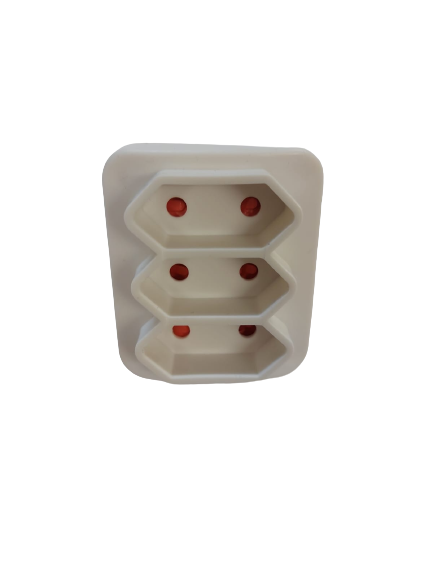 Plug Adaptor: 3 way 3 X 5A 2 pin / Euro Adaptor